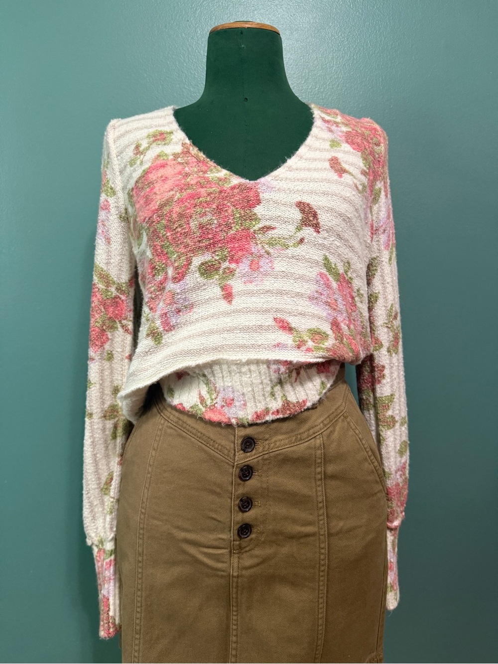 Free People Bed of Roses Sweater cotton blend - Picture 4 of 10